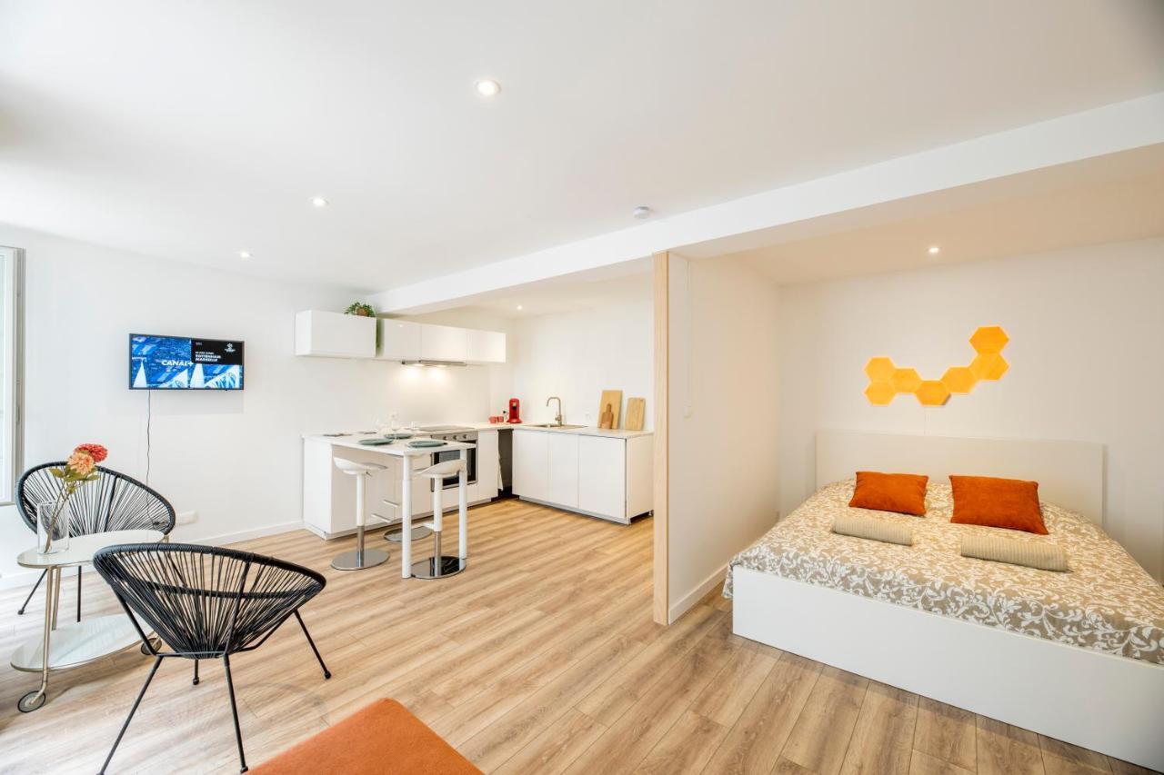 Quartier Du Chateau, Superbe Appartement Avec Parking Pau Exteriér fotografie